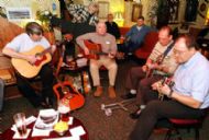 Session Nestling in ! 2006